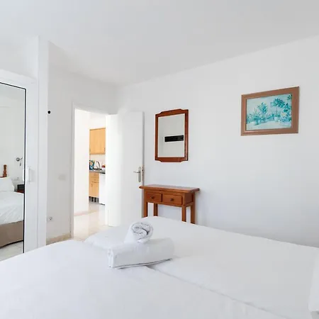 Appartamento Apartamento 1 Con Terraza Y Piscina En *