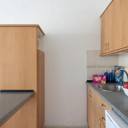 Appartamento Apartamento 1 Con Terraza Y Piscina En *