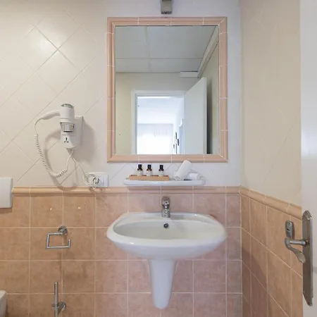 Apartamento 1 Con Terraza Y Piscina En Corralejo