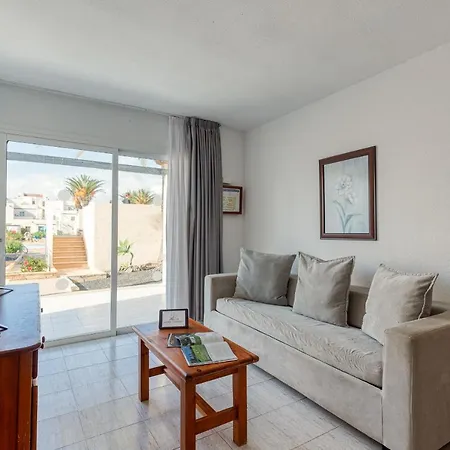 Apartamento 1 Con Terraza Y Piscina En * Corralejo
